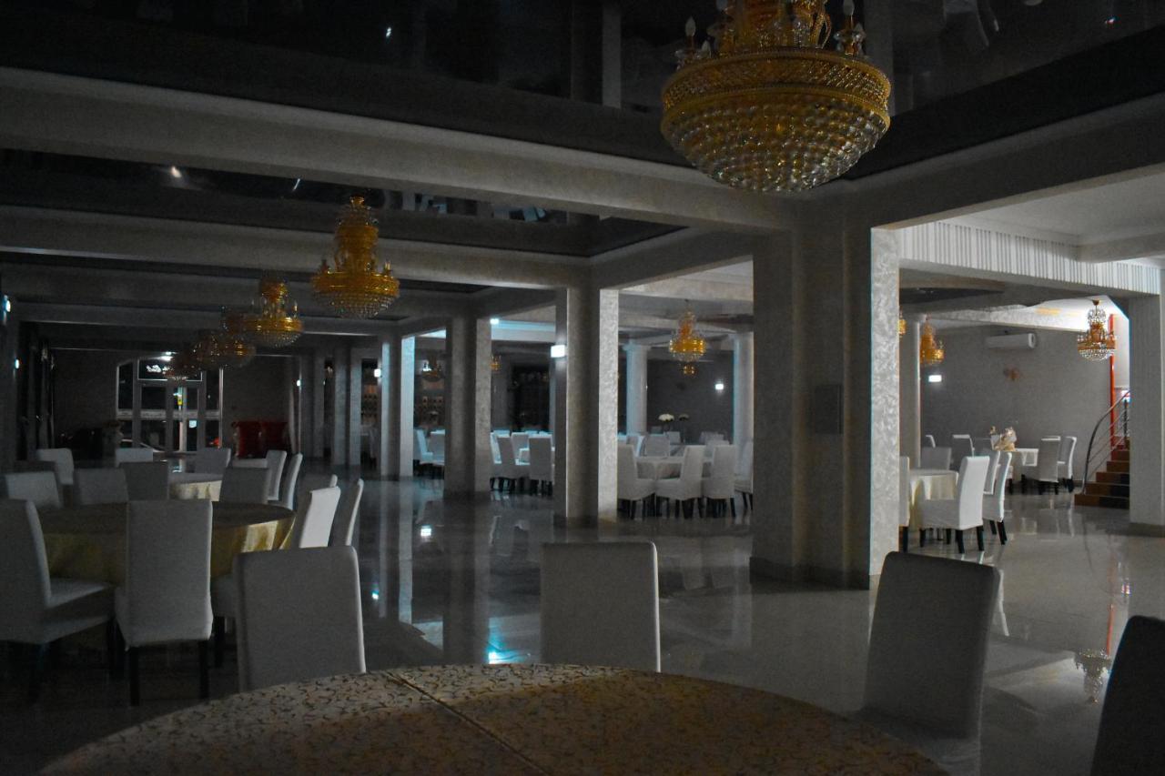 Hotel Floare De Colt Berbesti Exteriér fotografie